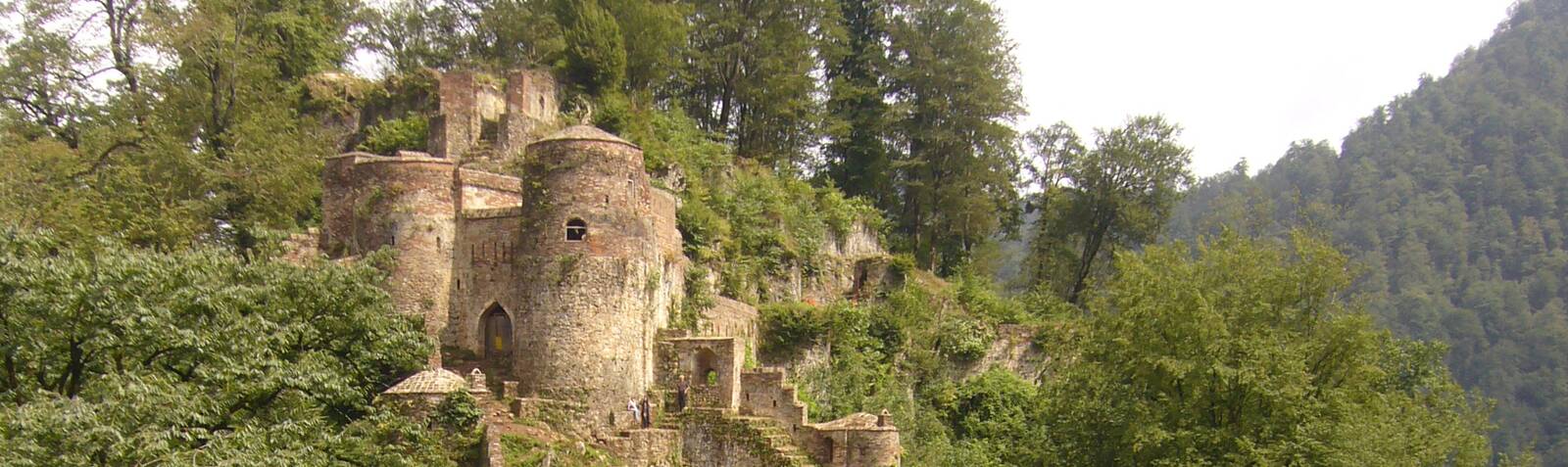 Rudkhan castle